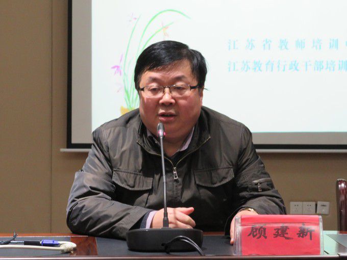 �˽����ڽ���